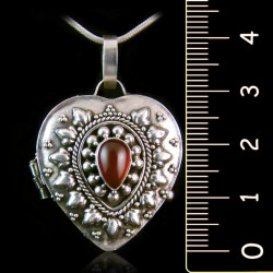 Locket Pendant "Countess of Lovelace" Carnelian