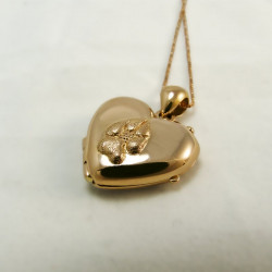 Locket pendant heart shape 18ct gold paw pad dog