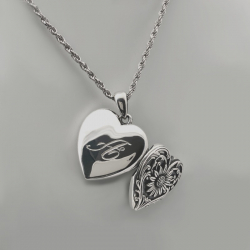 "Daisy heart"  Handmade Keepsake Locket Pendant solid Sterling Silver for photos