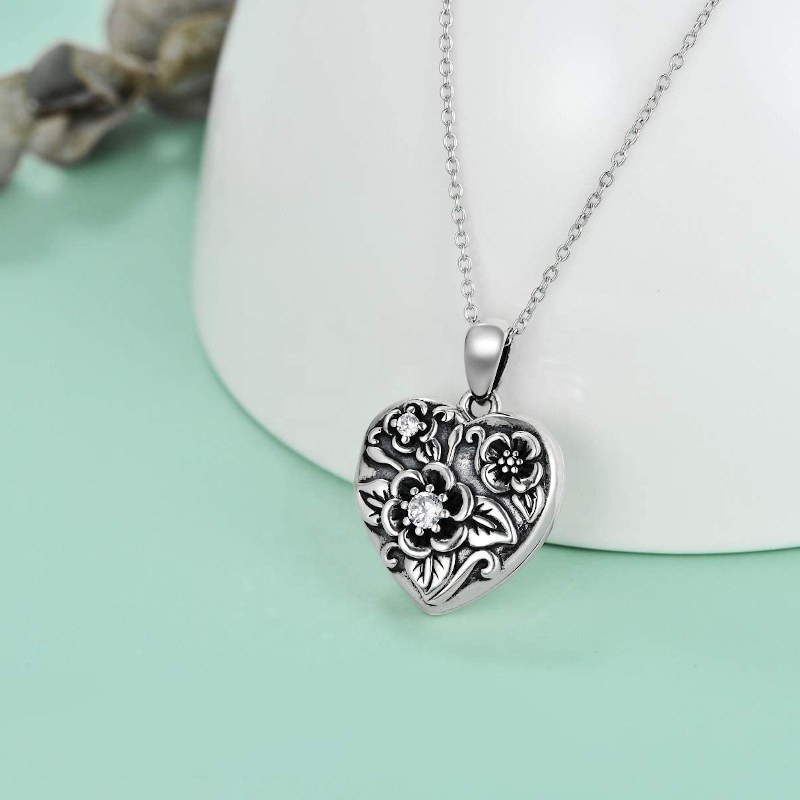 Forget-Me-Not 3 Flowers Locket Pendant